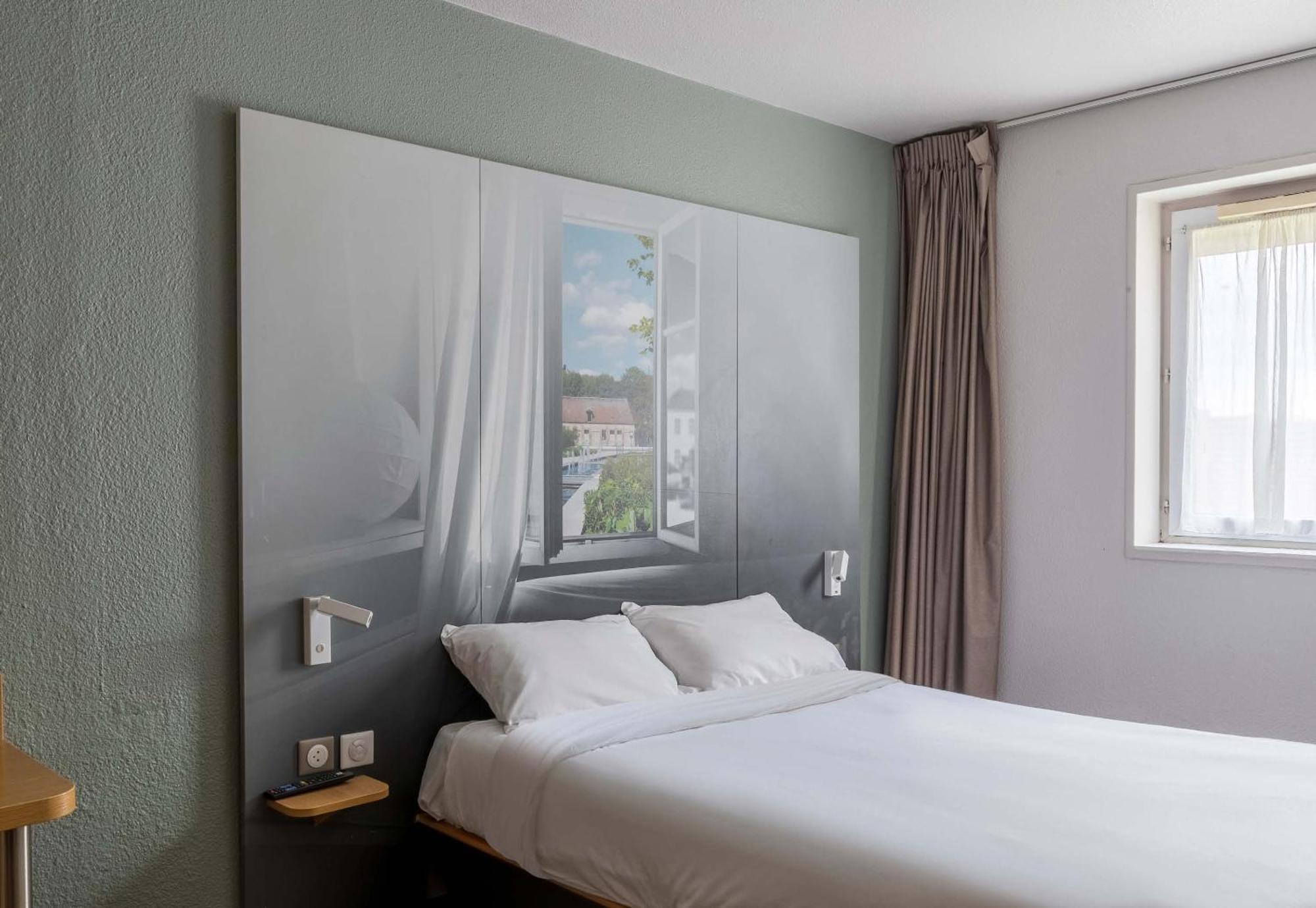 B&B Hotel Troyes Saint-Parres-Aux-Tertres Exterior photo